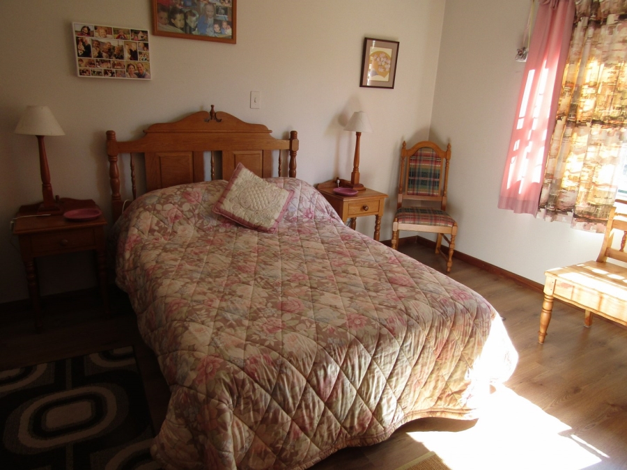 6 Bedroom Property for Sale in Humansdorp Eastern Cape